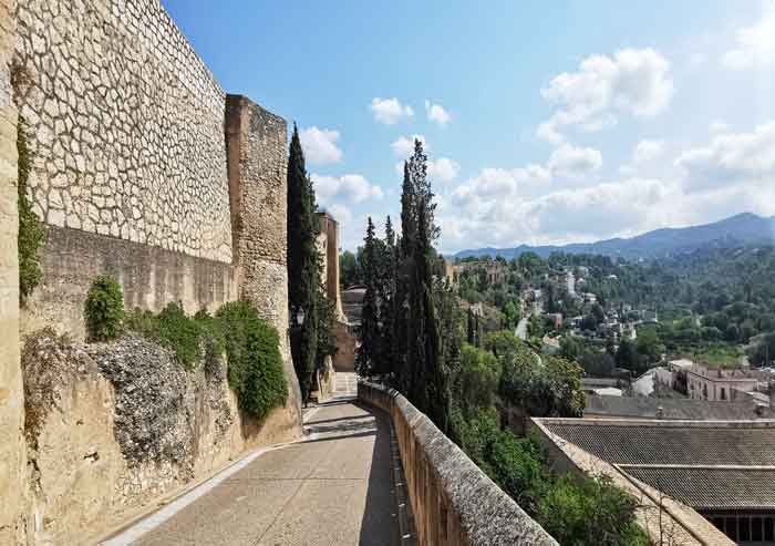 Murallas y castillo de Tortosa