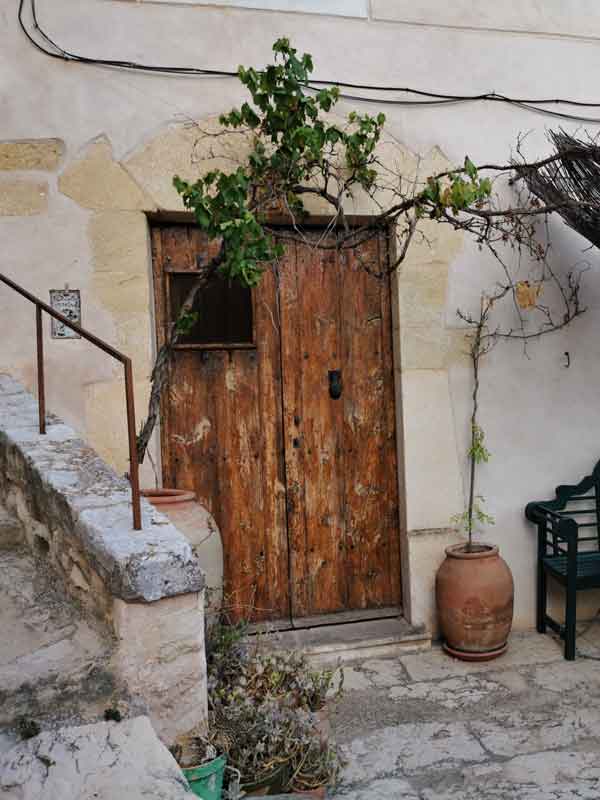 Viejo portal en Bocairent