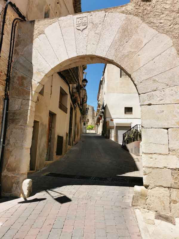 Antiguo portal en Mont-roig